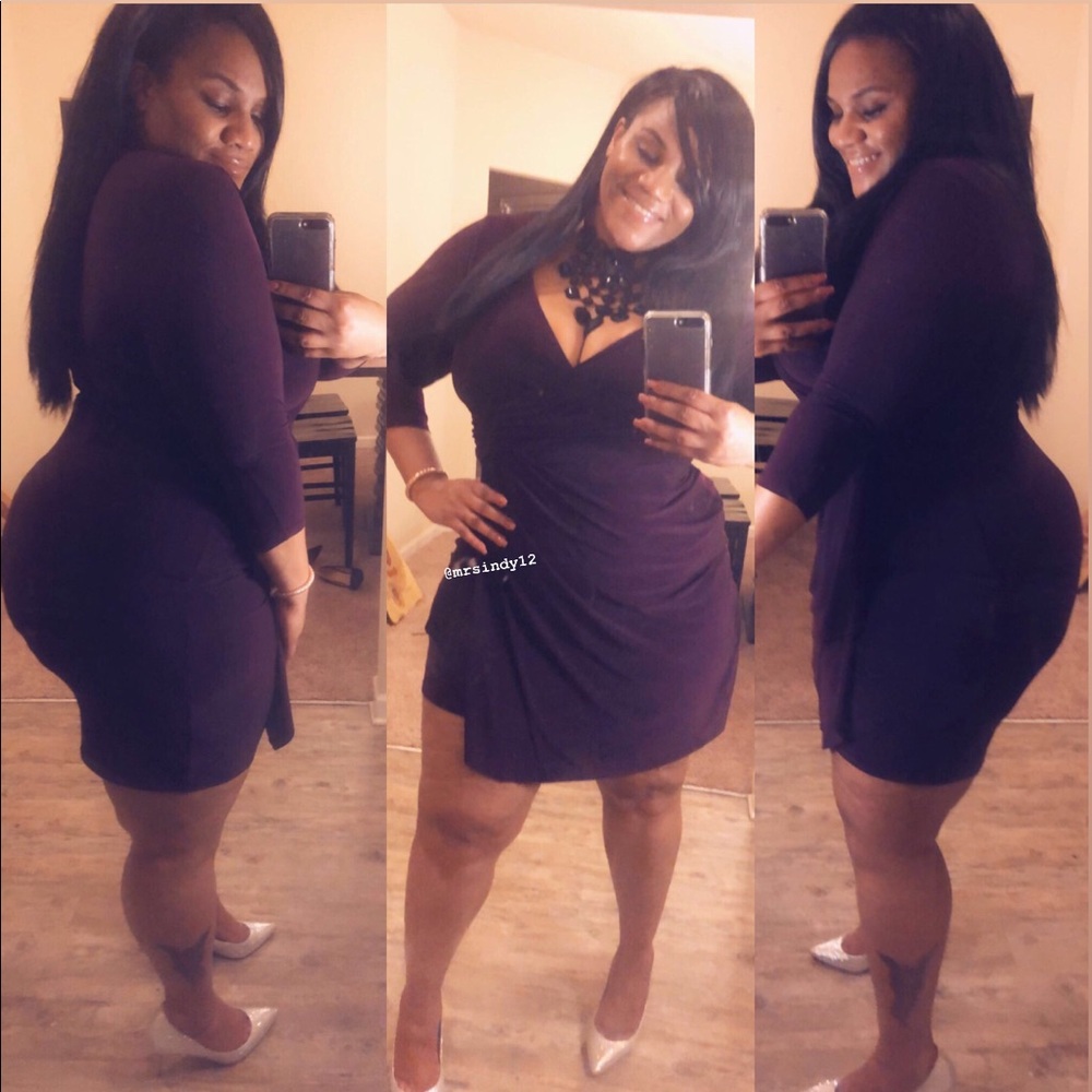 Form fitted dress(Sold on Vinted)